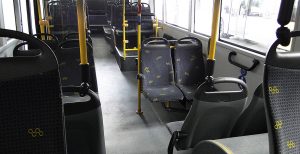 Elektrische autobus binnenkant